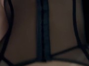 LOIRA GOSTOSA CACHEADA LEVA O PARA UMA RAPIDINHA NO ESTACIONAMENTO E FODE NO PELO 14/16