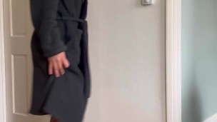 Oops bro, I accidentally dropped my pen! 🍑