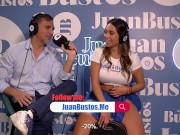 The sexy Rebecca has a delicious big tits and likes to be naked in live shows | Juan Bustos Podcast 5/16