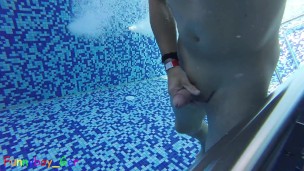 Underwater: I jerk off my hard cock and hike in a nude thermal pool (OnlyFans Funnyboy_Ger)