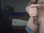 joven latino se viene a chorros 8/16