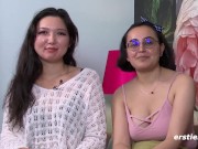 Ersties - Heiße lesbische Action mit Ameliya und Jasmina 2/16