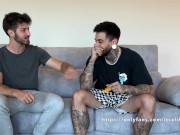 FIZ A MINHA PRIMEIRA MÉNAGE - FODI COM O MELHOR AMIGO DO MEU NAMORADO 4/16