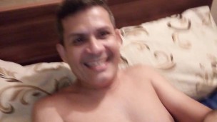 Jugando con un palo ...y de selfie tambien