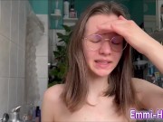 Teen Mädchen hat multiple Squirt Orgasmen 11/16