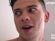 Fit Girl Mary Rock Seduces Roommate With Perfect Round Ass - HORNY HOSTEL 3/16