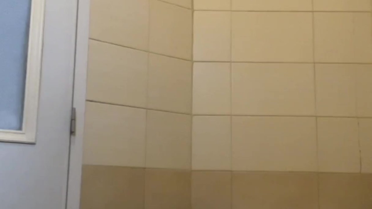 Pinoy Bell Boy Hotel Staff Suck Me Hard and Edge Me Until I Cum | Chupa Bell Boy Hotel Room Service - 無料セックスビデオ - RedTube