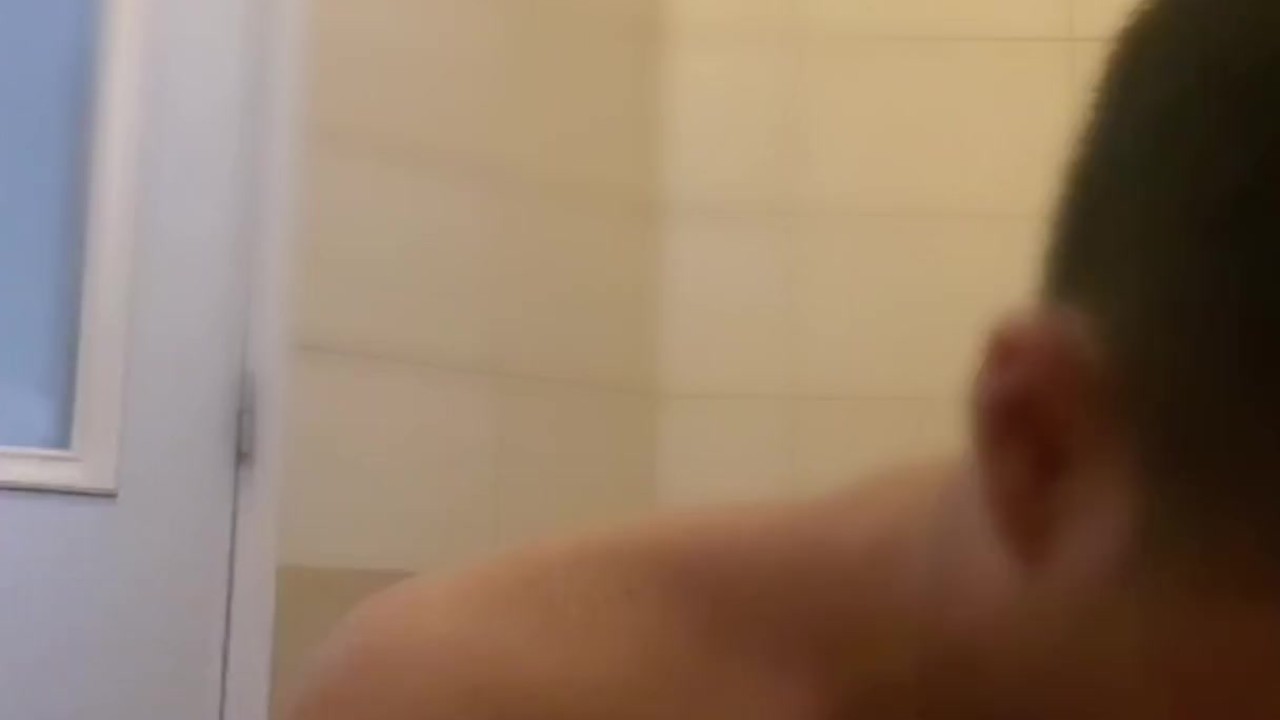 Pinoy Bell Boy Hotel Staff Suck Me Hard and Edge Me Until I Cum | Chupa Bell Boy Hotel Room Service - 無料セックスビデオ - RedTube