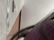 me coge en el baño de la fiesta de hallowen , la gente pide que nos apuremos🤤 7/16