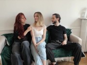 Amateur threesome - Deux déesses Françaises se partagent un mec chanceux. (English Sub) 4/16