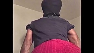 👋🏽Black CROSSDRESSER giving you a LAP DANCE (Part Two)