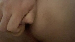 I love to fuck myself with my dildo in the tub