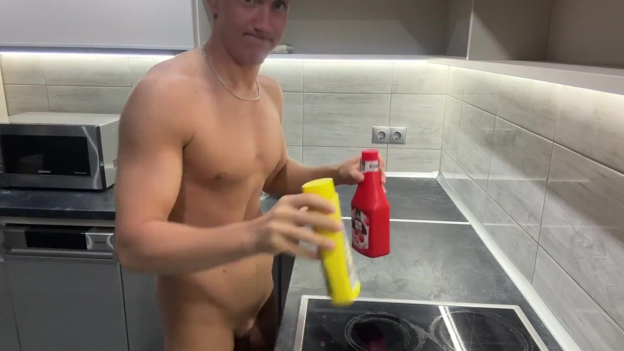 Hotdog , Naked Cooking - Free Sex Video - RedTube