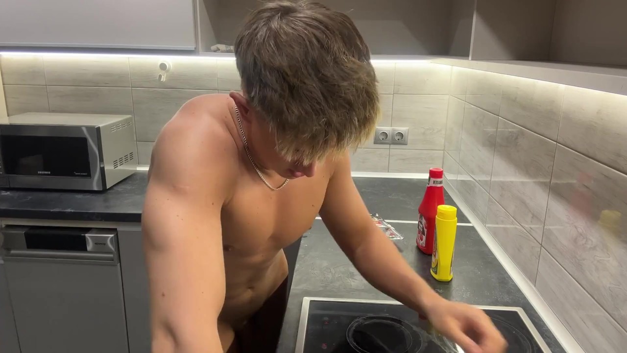 Hotdog , Naked Cooking - Free Sex Video - RedTube