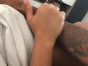 fode comigo na janela do apartamento 2/16