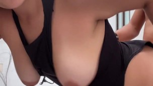 Me Saca Mis TETICAS | Sé DESESTRESO Jugando Con Ellas