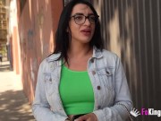 Nelia Estrada wants to show us how good of a stripper she is! 3/16