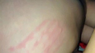 Le doy una nalgeada a mi amiga y se calienta