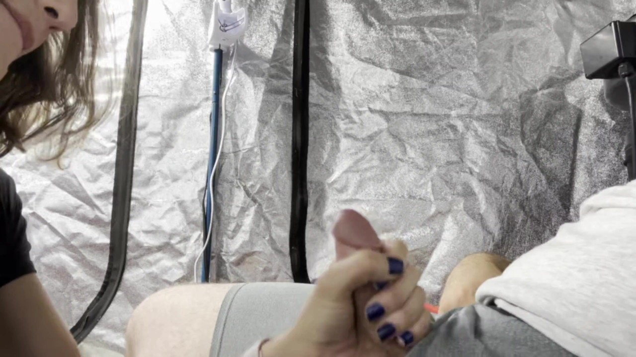 Fit Trans Girl With Big Dick Gives Head and Gets Fucked - Free Sex Video - RedTube