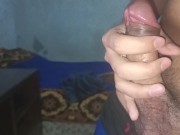 universitario con pene grande se masturba 2/16