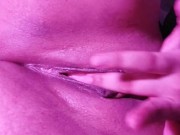 SAFADINHA BRINCANDO COM SUA BUCETA ESCONDIDA DOS PAIS TODA MOLHADINHA 11/16