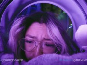 Teen gets railed while trying to do laundry 9/16