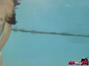 Cougar Fucked After Playing With Dildo 4/16