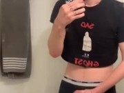 Twink jerks off until he busts on counter 10/16