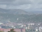 MAMADA REAL A FAN: GRAN MAMADA EN EL TELEFÉRICO, ME LA TRAGO TODA EN PÚBLICO 1/16