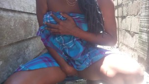 18+ EBONY EXPAT PEE OUTDOOR IN AFRICAN PANGI ASMR SOUND💦