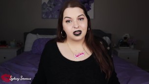 Gaining for Goth Girlfriend ft Sydney Screams