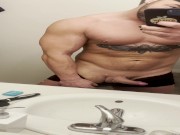 Buff Bisexual Takes Cock Out And Poses For Onlyfans 16/16