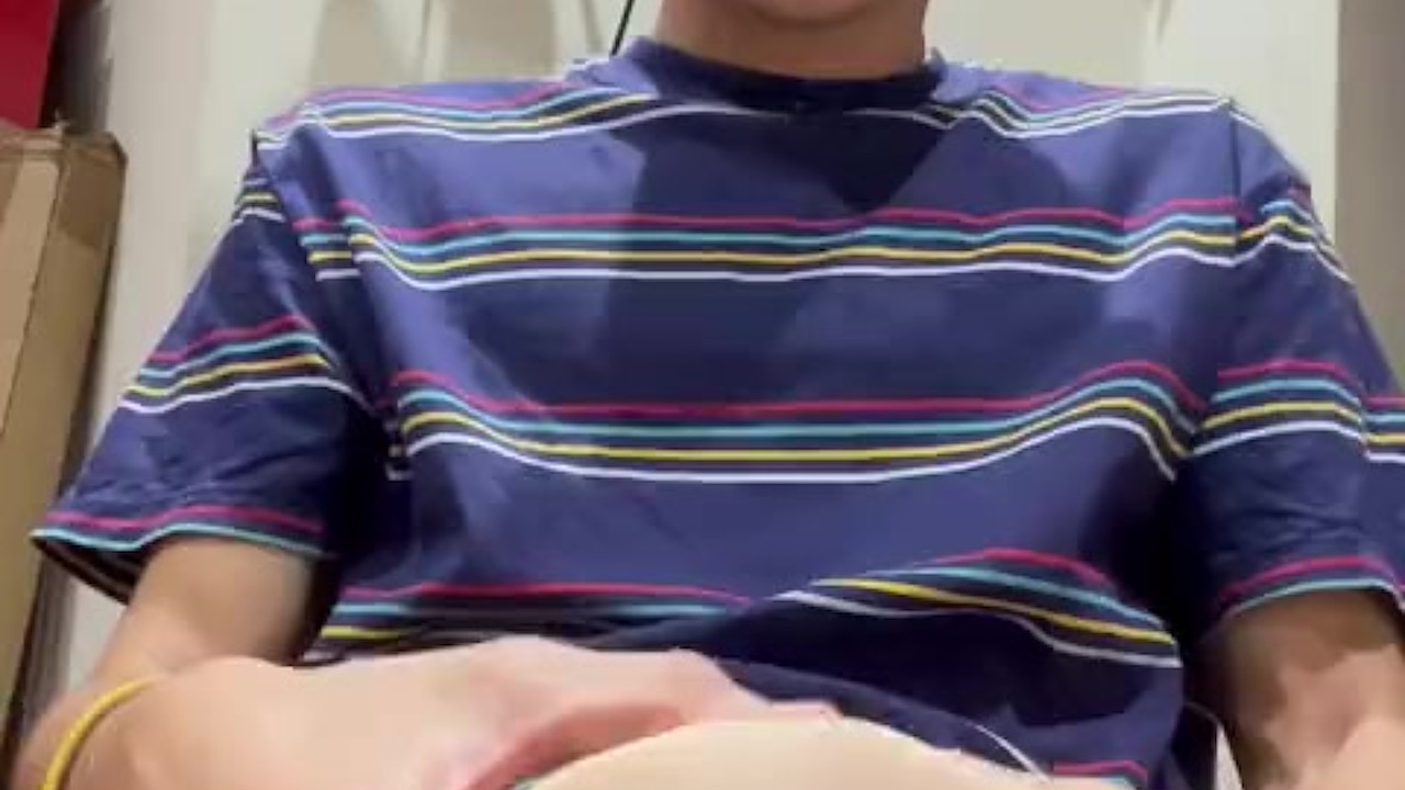 Big cock boy breaks the toy from fucking so much