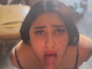 MOROCHA NALGONA se folla al MECÁNICO de su marido 15/16