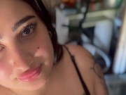 MOROCHA NALGONA se folla al MECÁNICO de su marido 4/16