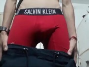 Me jalo bien sabroso la polla de alegria y cuento hasta mis 33 suscriptores bien exitado en español