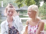 Ersties - Gabi befriedigt Lisa mit Zungenlecken 14/16