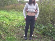 ひなは外でも全裸で激しいピストンを求めます！中だしでフィニッシュ！　他動画やmyfansもよろしくお願いします！　野外露出/パイパン/日本人/ひな/素人/絶頂/手マン/amateur/japanese 1/16