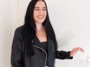 I ate the pussy of a strange girl I saw on the street. She had several orgasms. Real! 16/16