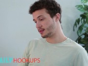 FAMILY HOOK UPS - Sizzling Hot Xxlayna Marie Gets Aroused By Her Step Brother's Big Hard Cock 1/16