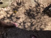 Que sentada gostosa. Eu amo quando ela deixa gozar na boca, sexo na cachoeira 14/16