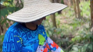 OFRESCO DINERO A CAMPESINA PARA QUE SE TRAGUE MI LECHE