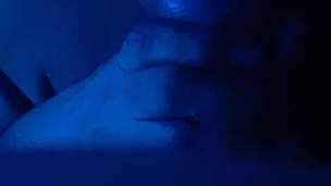 Mamándola la verga por mi primera vez a mi novio.