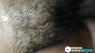 Meylin se lleva a su amigo a coger al motel pt 2