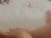 Slut plays with her self in her dorm 13/16