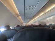 Делаю минет в самолете, пока меня не спалили с членом во рту - Screenshot 12 of 16 - Dick Flash