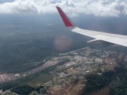 Делаю минет в самолете, пока меня не спалили с членом во рту - Screenshot 6 of 16 - Outside