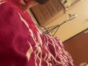 سعوديه قحبه تخون زوجها مع اي واحد عشان بتعشق الزبونيك - Screenshot 3 of 16 - Cum