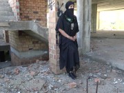 جندي يزني بطيز امرأة مسلمة برة البيت 2/16