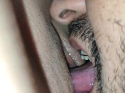 Ele fica com tesão enquanto assiste a um filme com sua meia-irmã 2/16